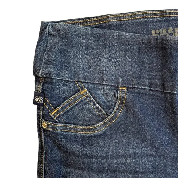 Rock & Republic Jeans Fever Pull On Dark Medium Wash Mid Rise Skinny Size 10 - Picture 3 of 11